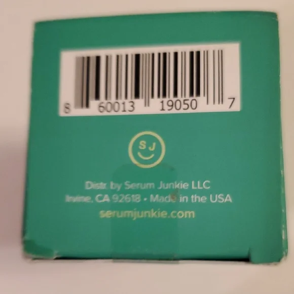 Plump Hyaluronic Serum - Green - Picture 7 of 8